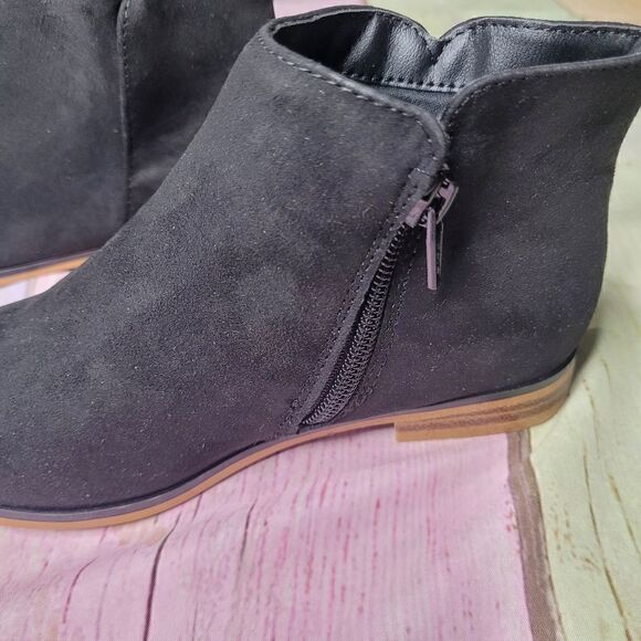 Girl's Side Zip Ankle Boots Size 8 - Picture 3 of 5